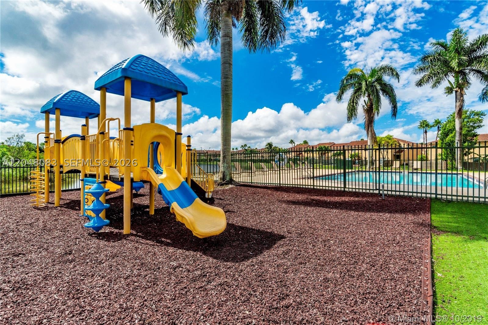 EMERALD LAKES - Residential Lease