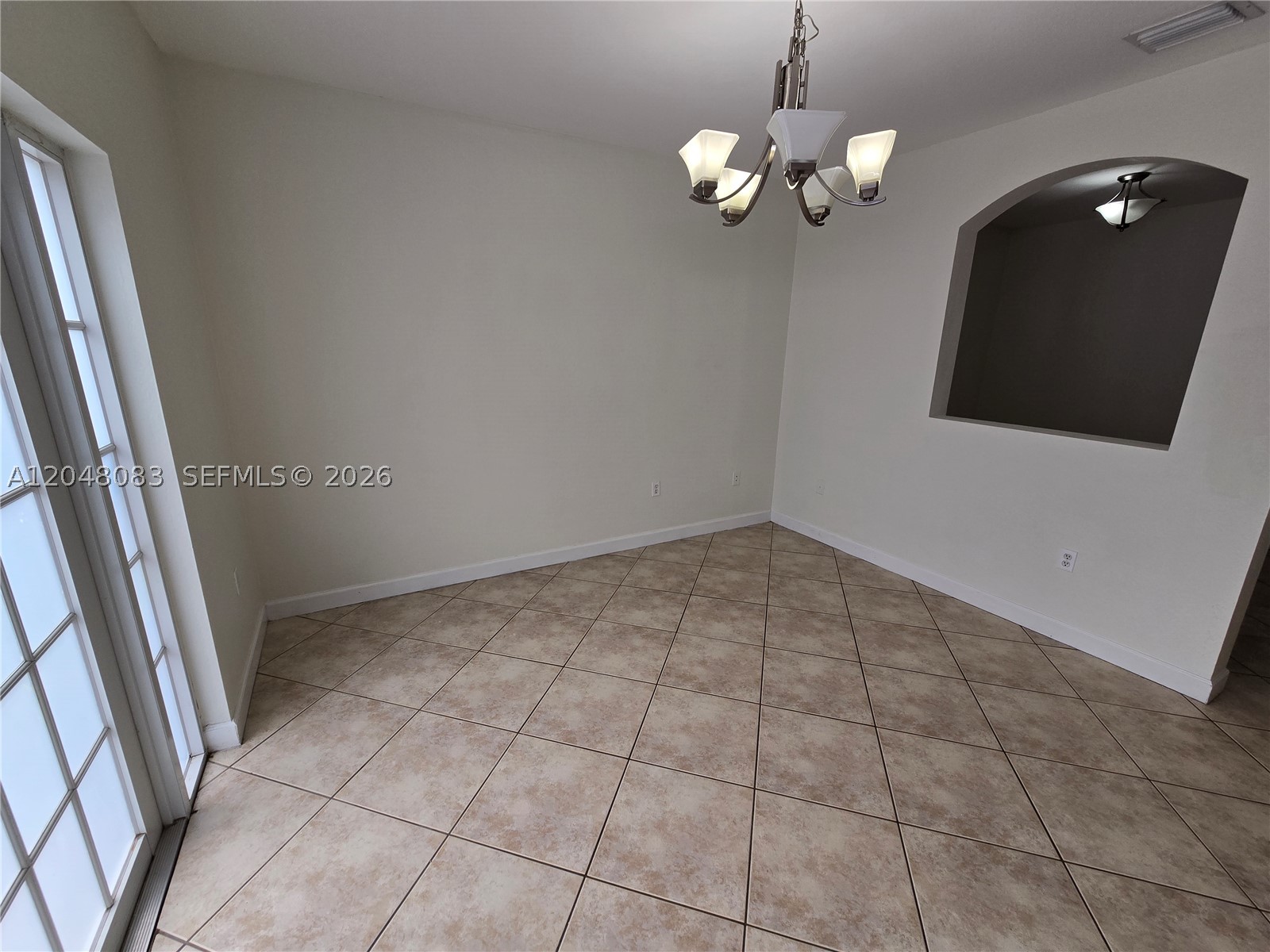 EMERALD LAKES - Residential Lease