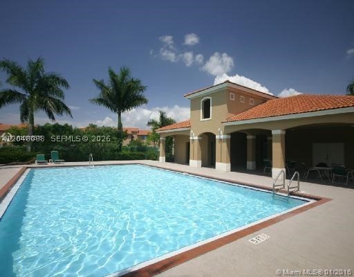 EMERALD LAKES - Residential Lease