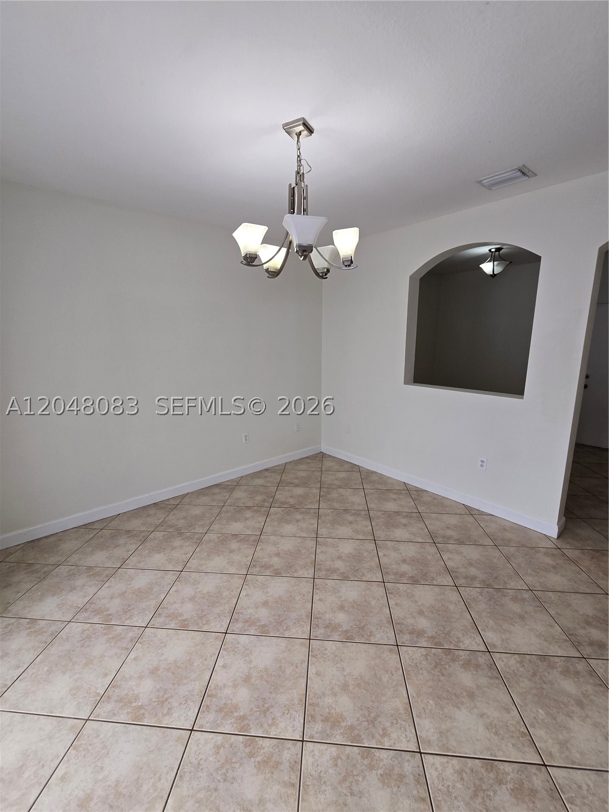 EMERALD LAKES - Residential Lease