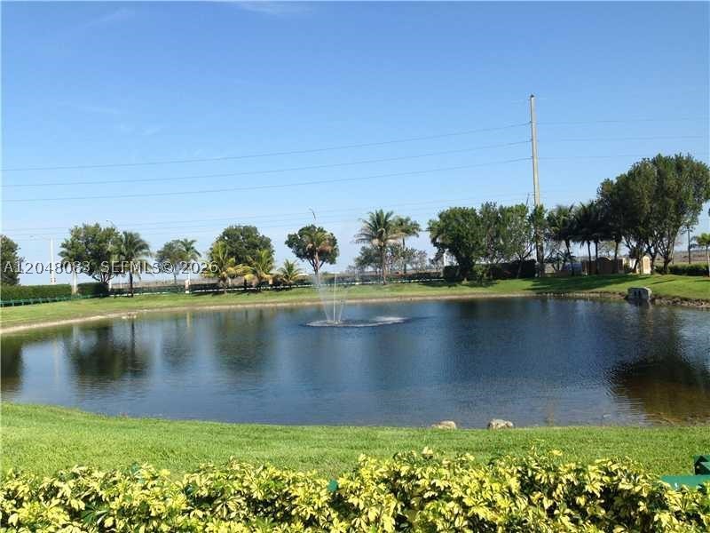 EMERALD LAKES - Residential Lease