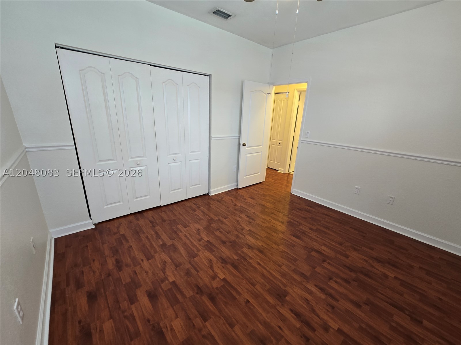 EMERALD LAKES - Residential Lease