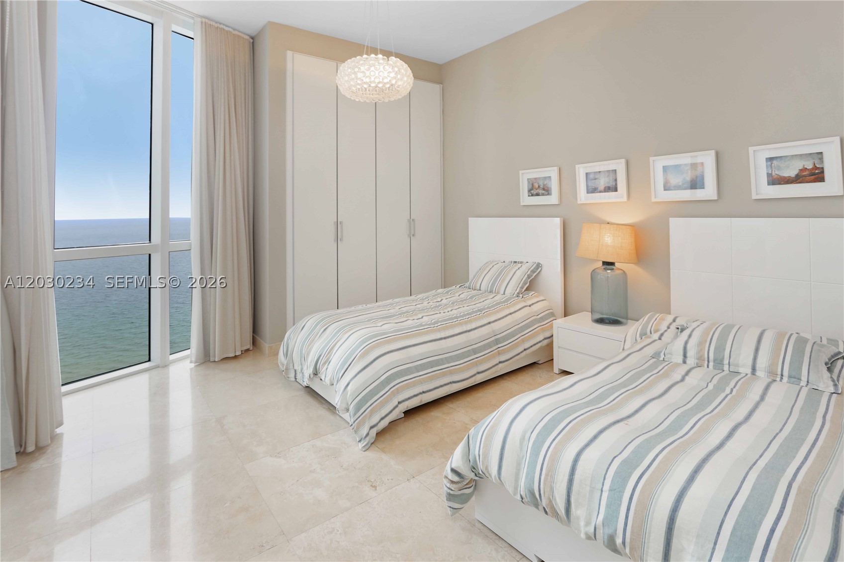 TDR TOWER II CONDO - Residential