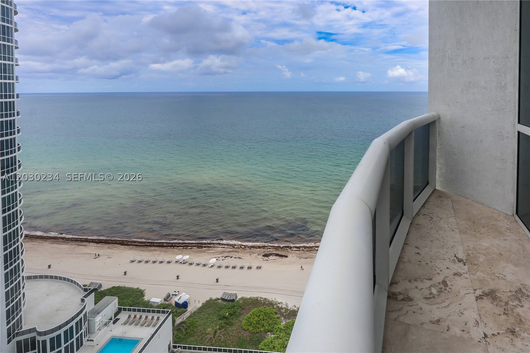 TDR TOWER II CONDO - Residential