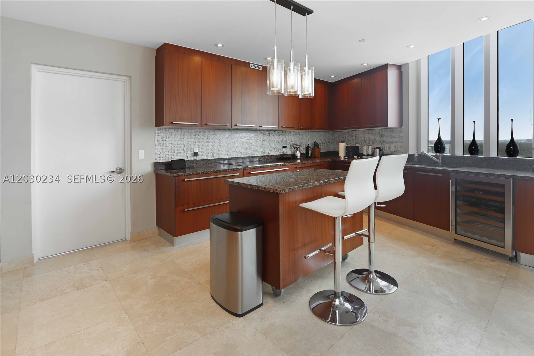 TDR TOWER II CONDO - Residential