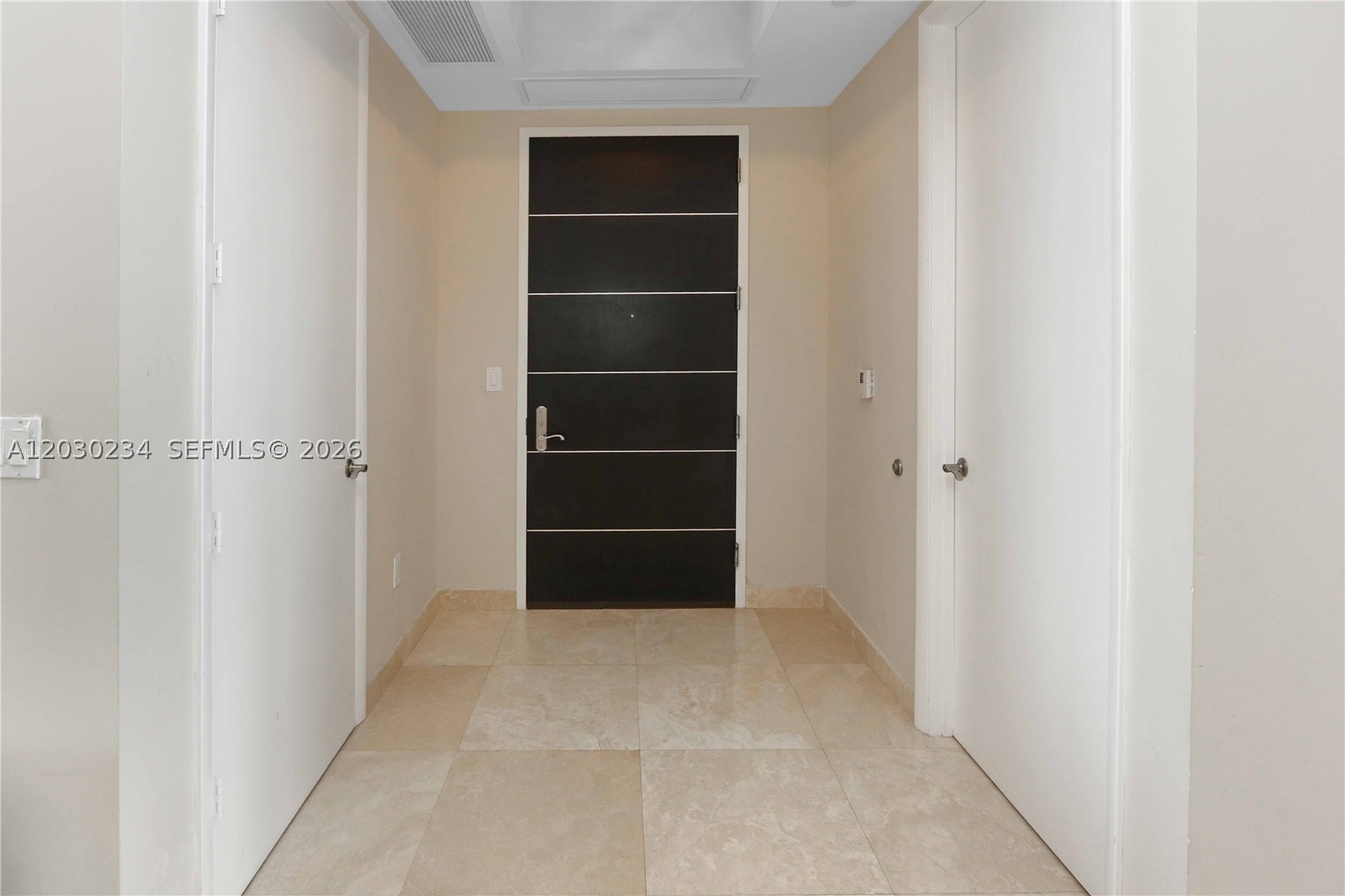 TDR TOWER II CONDO - Residential
