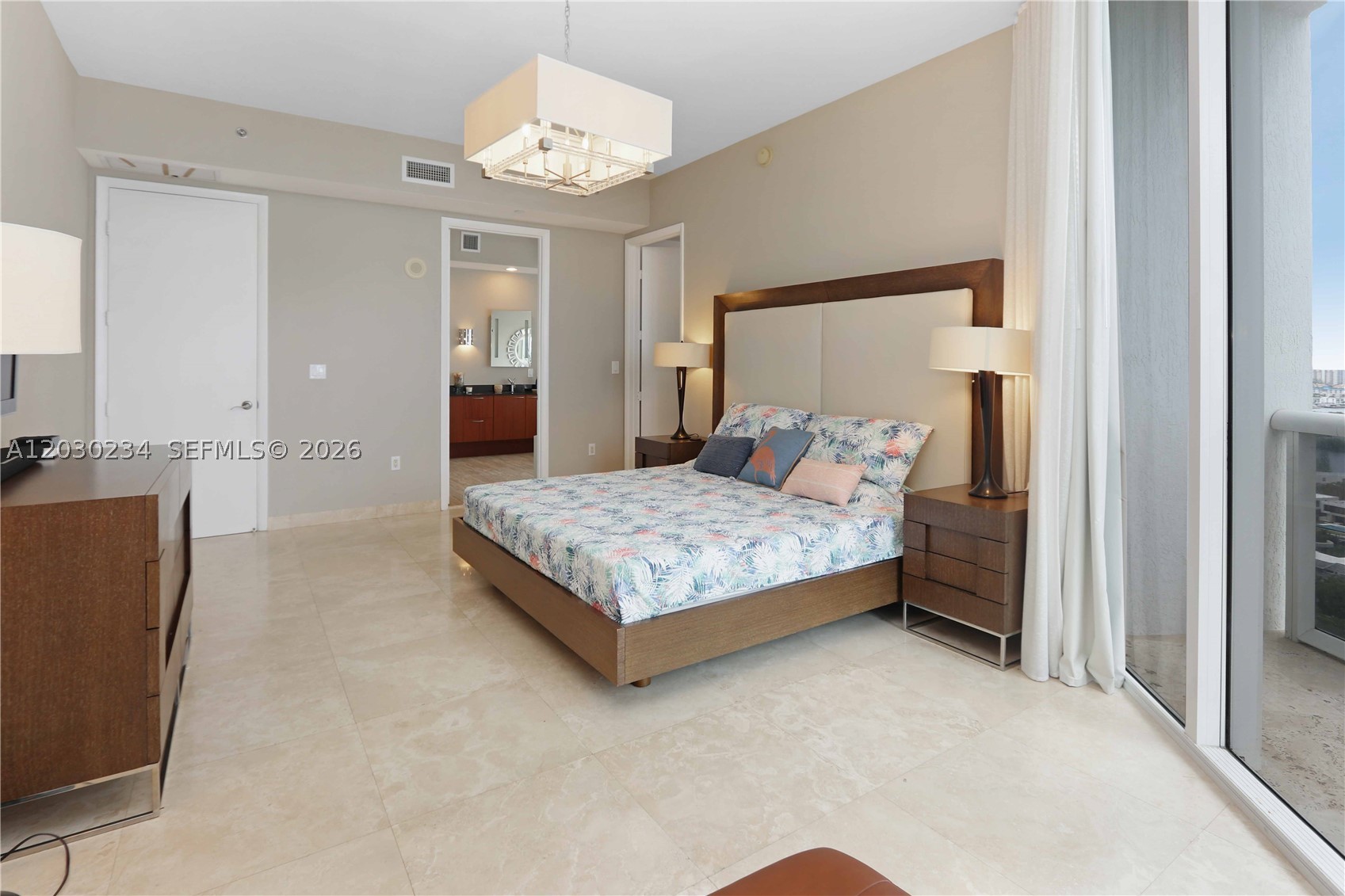 TDR TOWER II CONDO - Residential