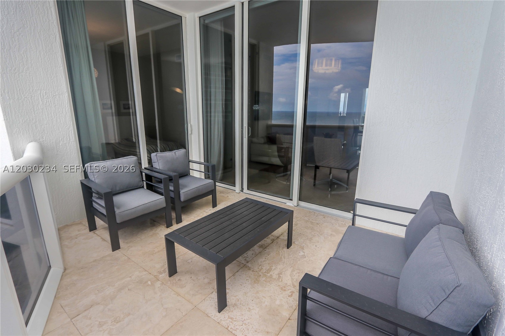 TDR TOWER II CONDO - Residential