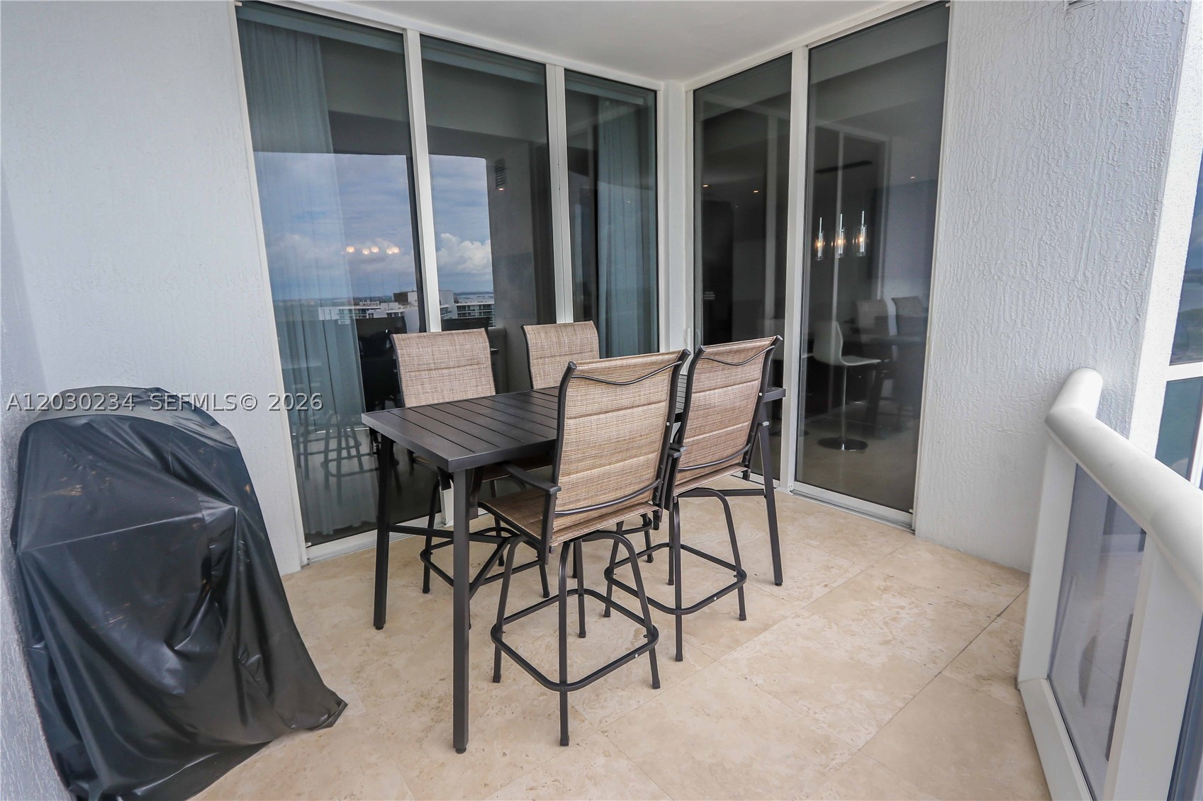 TDR TOWER II CONDO - Residential