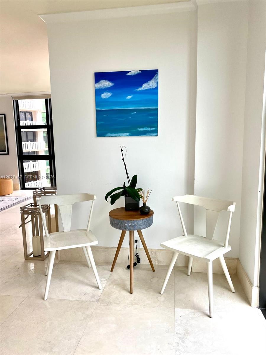TOWERS OF KEY BISCAYNE CO - Residential Lease