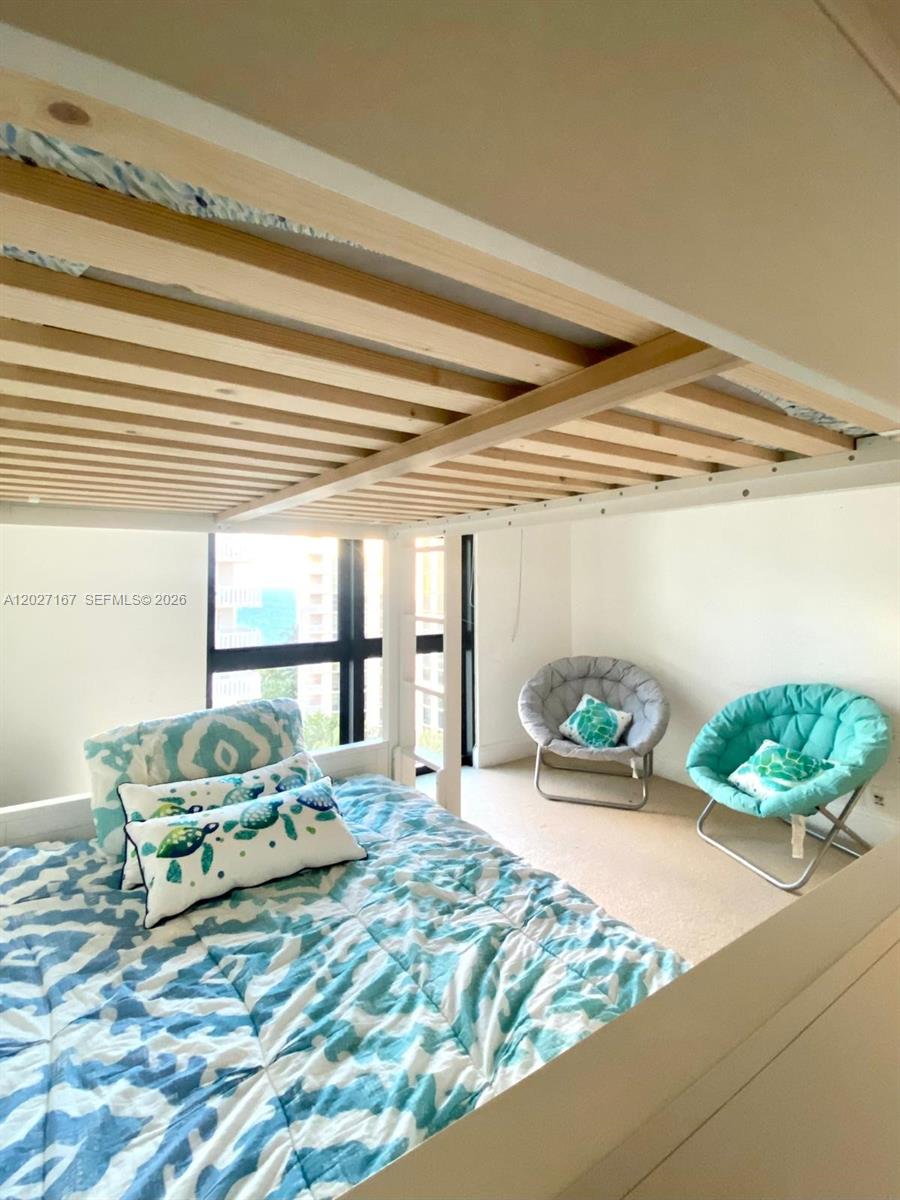 TOWERS OF KEY BISCAYNE CO - Residential Lease