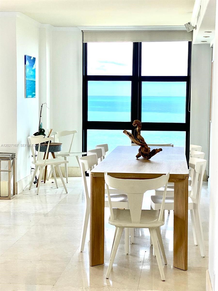 TOWERS OF KEY BISCAYNE CO - Residential Lease