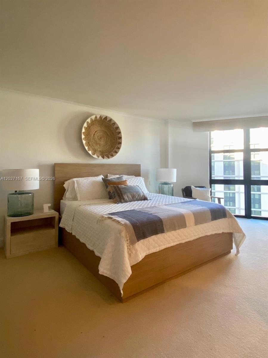 TOWERS OF KEY BISCAYNE CO - Residential Lease