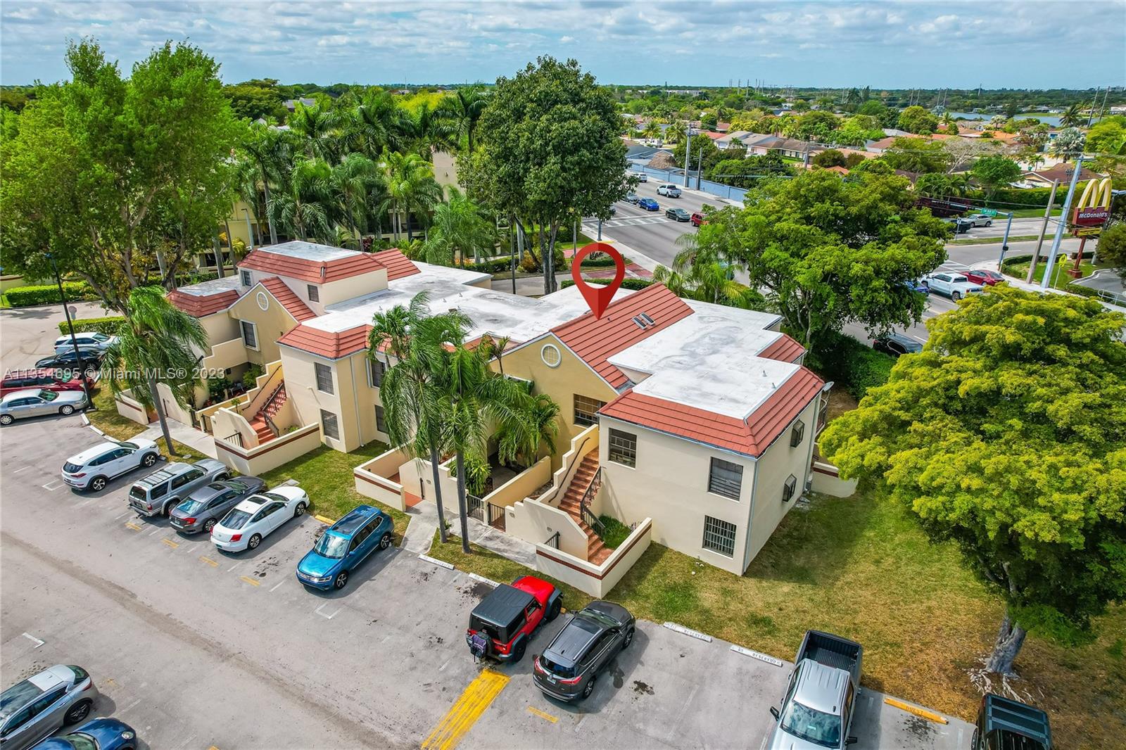 ELAN AT CALUSA CONDO IV - Residential Lease