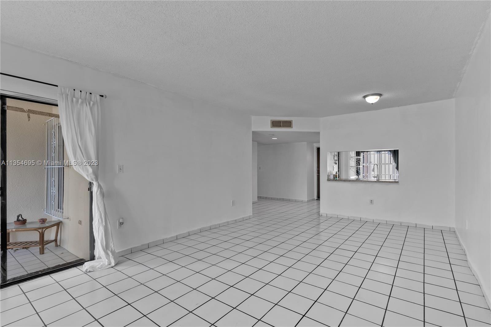 ELAN AT CALUSA CONDO IV - Residential Lease