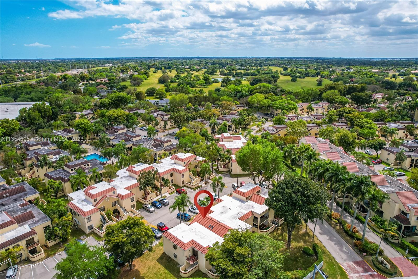 ELAN AT CALUSA CONDO IV - Residential Lease