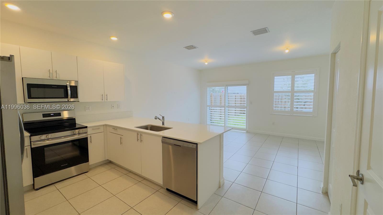 Cedar Pointe - Residential