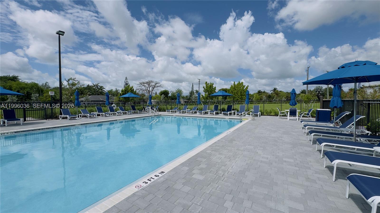 Cedar Pointe - Residential