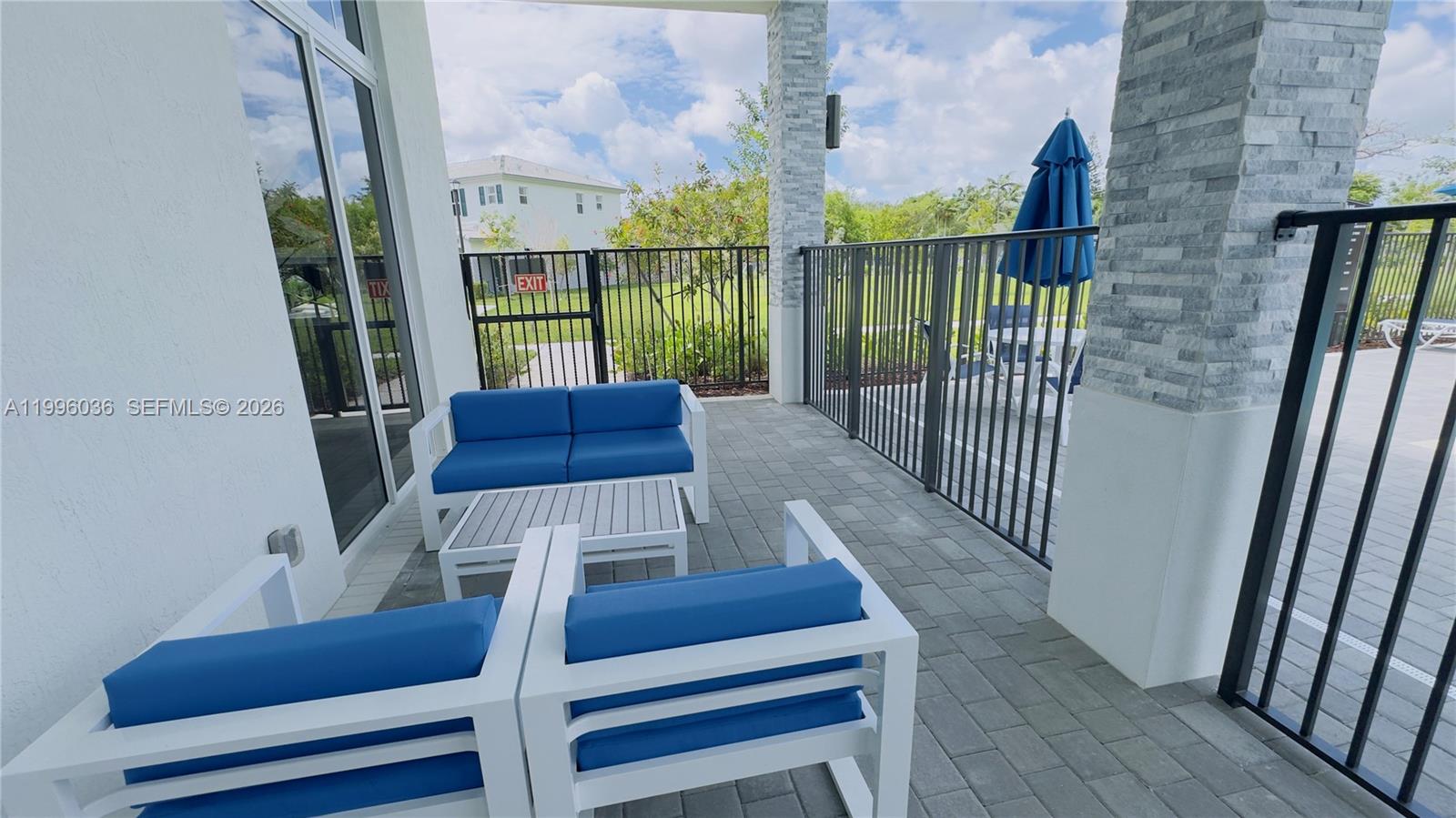 Cedar Pointe - Residential