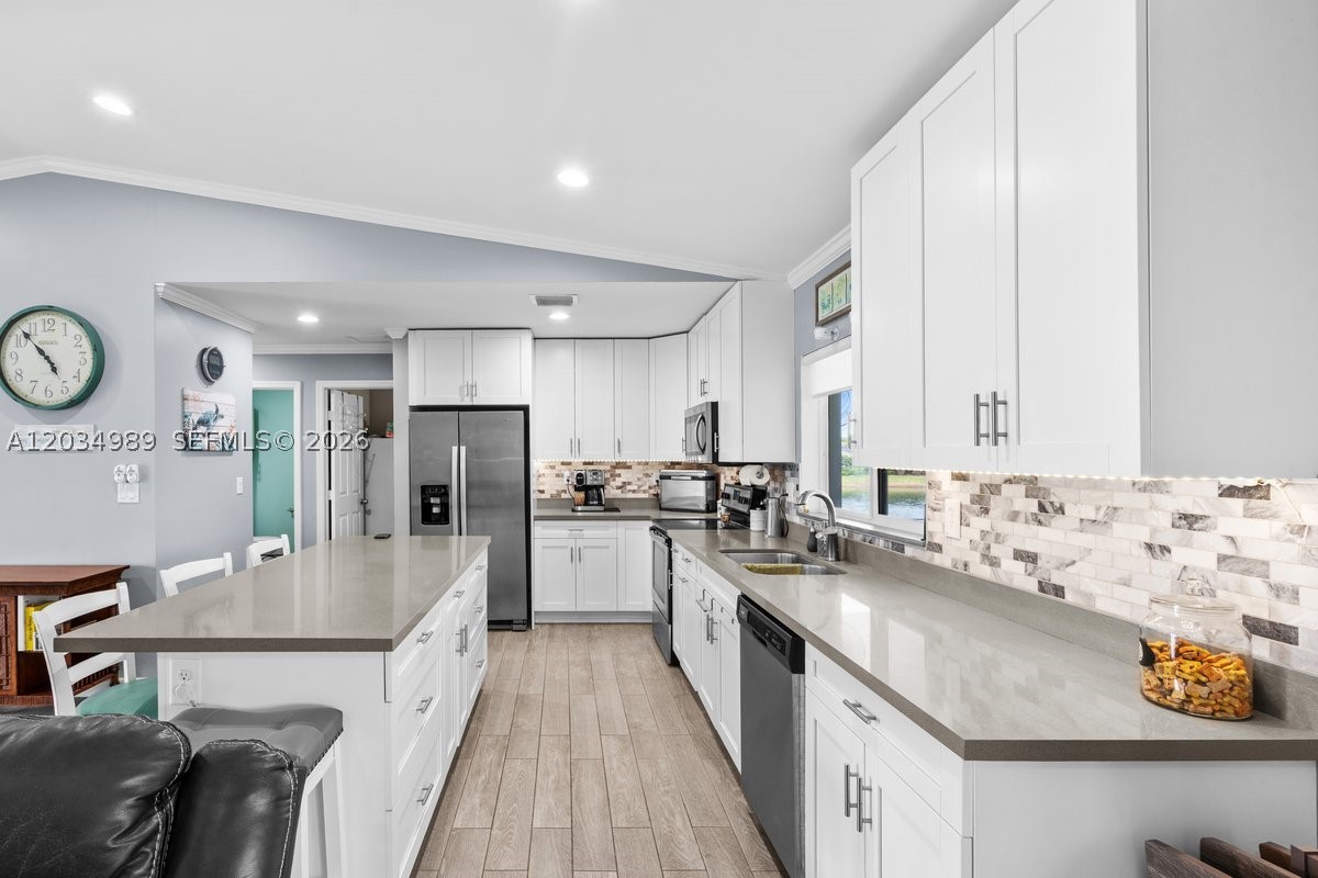 ZAMORA ESTATES - Residential