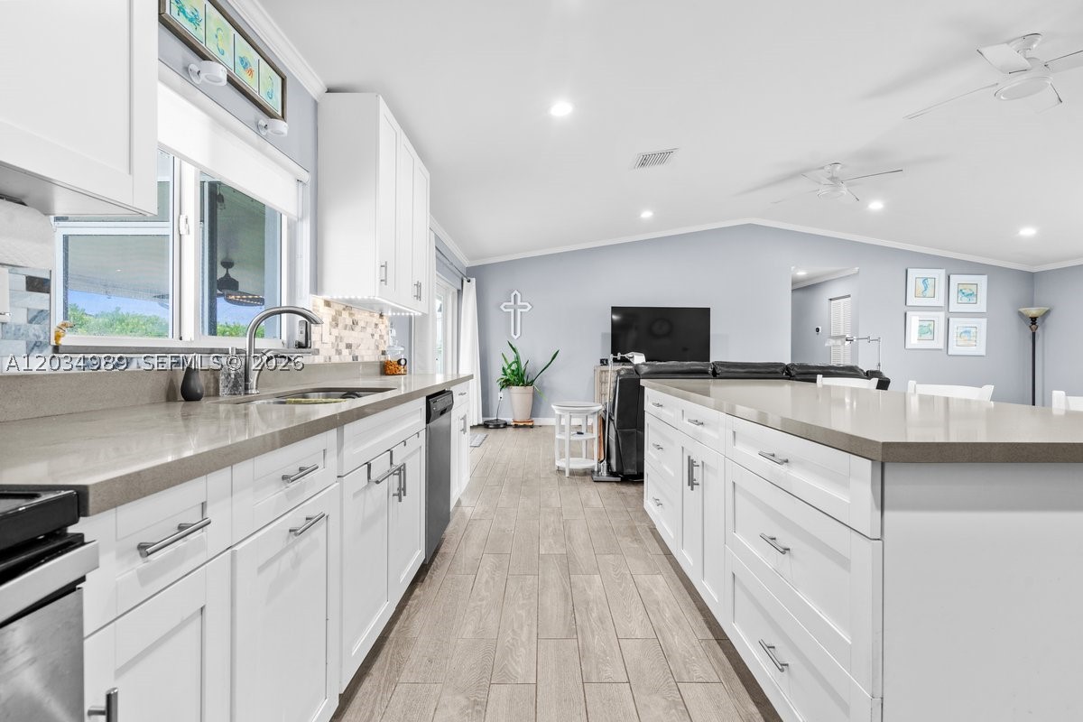 ZAMORA ESTATES - Residential