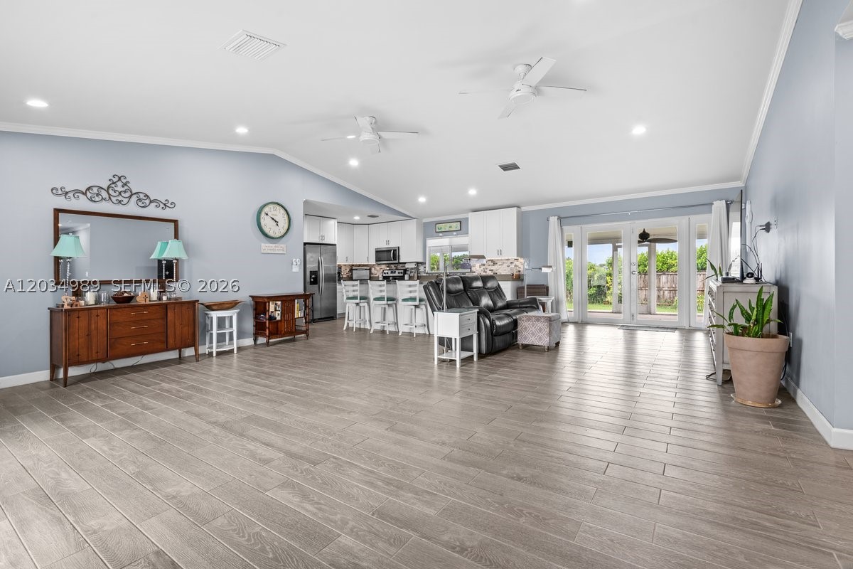 ZAMORA ESTATES - Residential