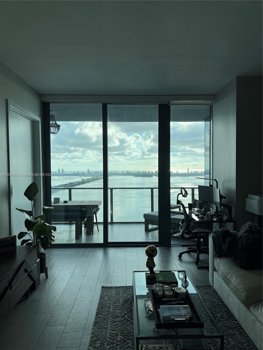 GRAN PARAISO CONDO - Residential Lease