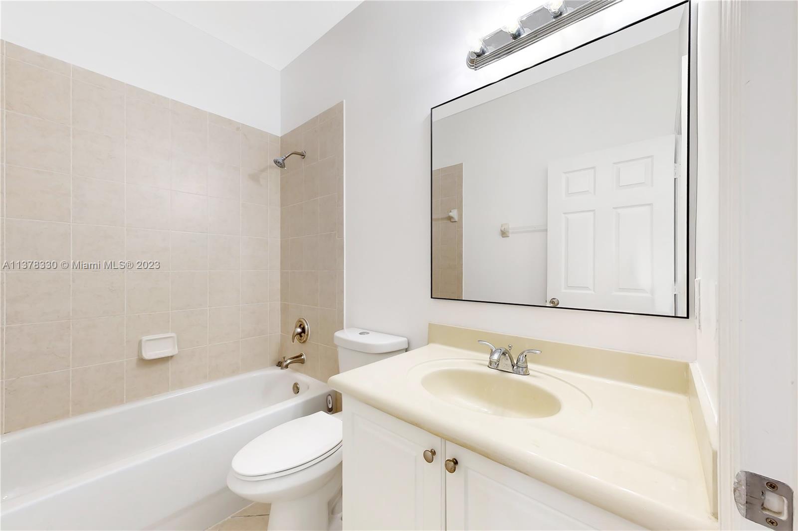 SILVER PALM EAST SEC TWO - Residential