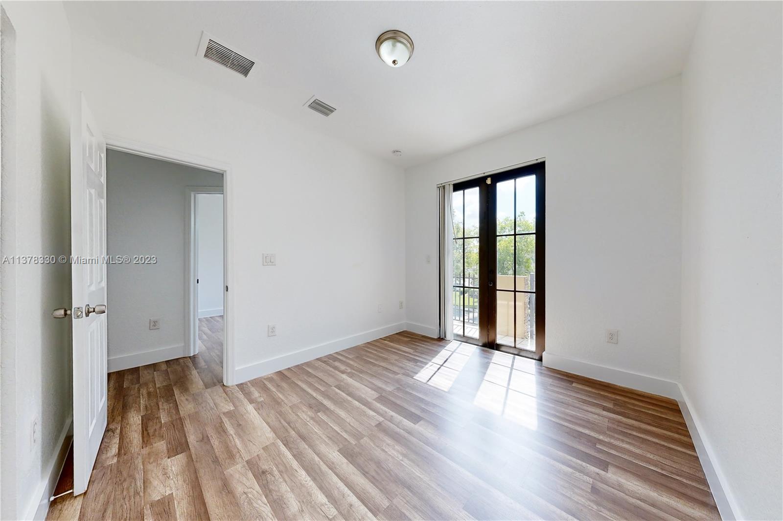SILVER PALM EAST SEC TWO - Residential