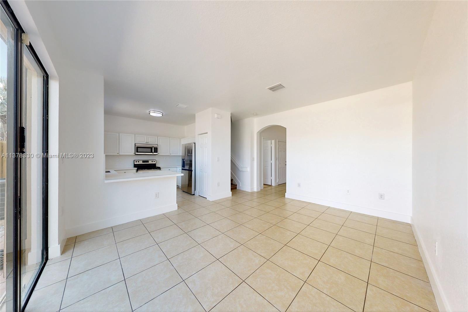 SILVER PALM EAST SEC TWO - Residential