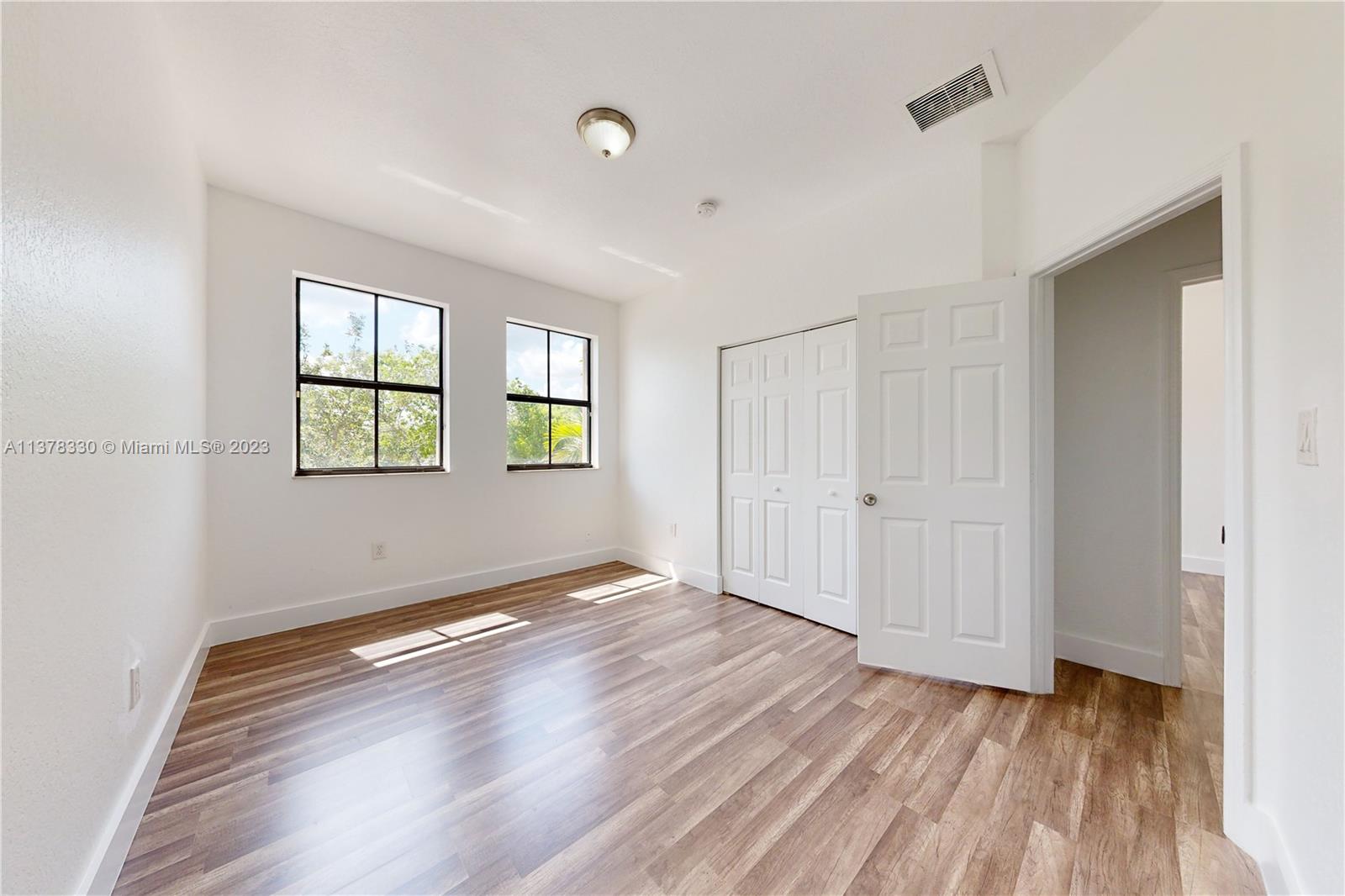 SILVER PALM EAST SEC TWO - Residential