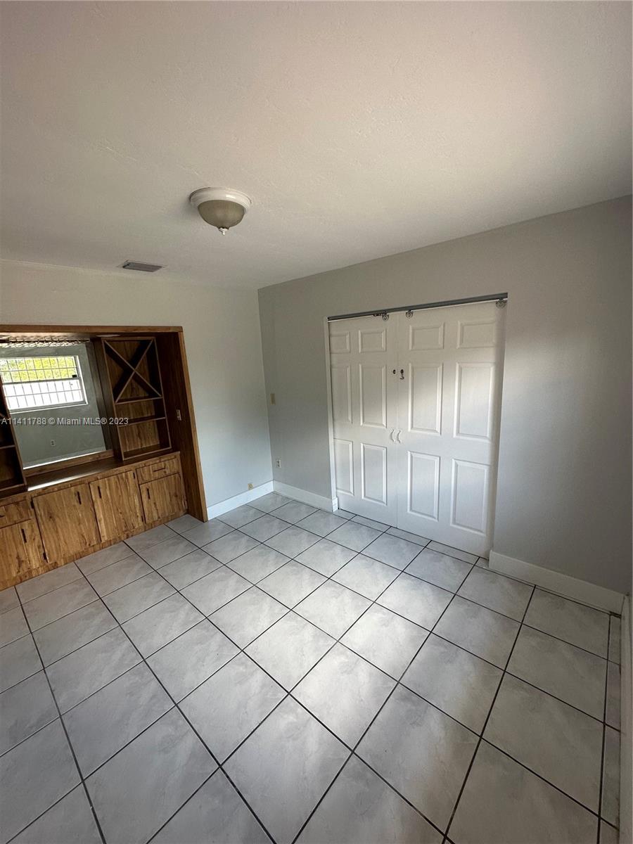 GREENGLADE VILLAS - Residential Lease