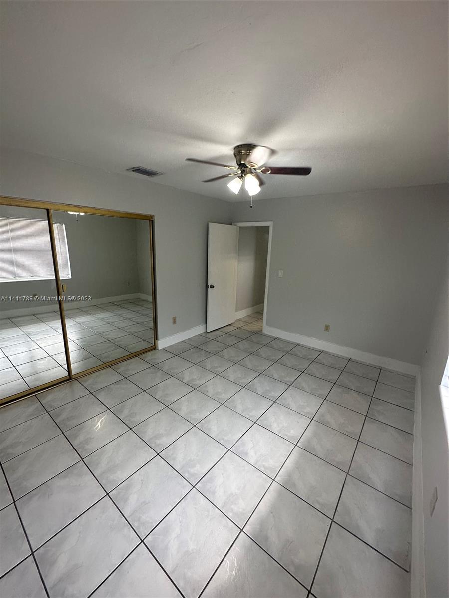 GREENGLADE VILLAS - Residential Lease