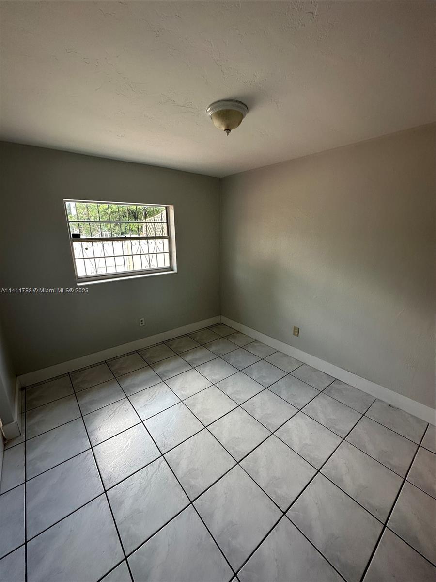 GREENGLADE VILLAS - Residential Lease