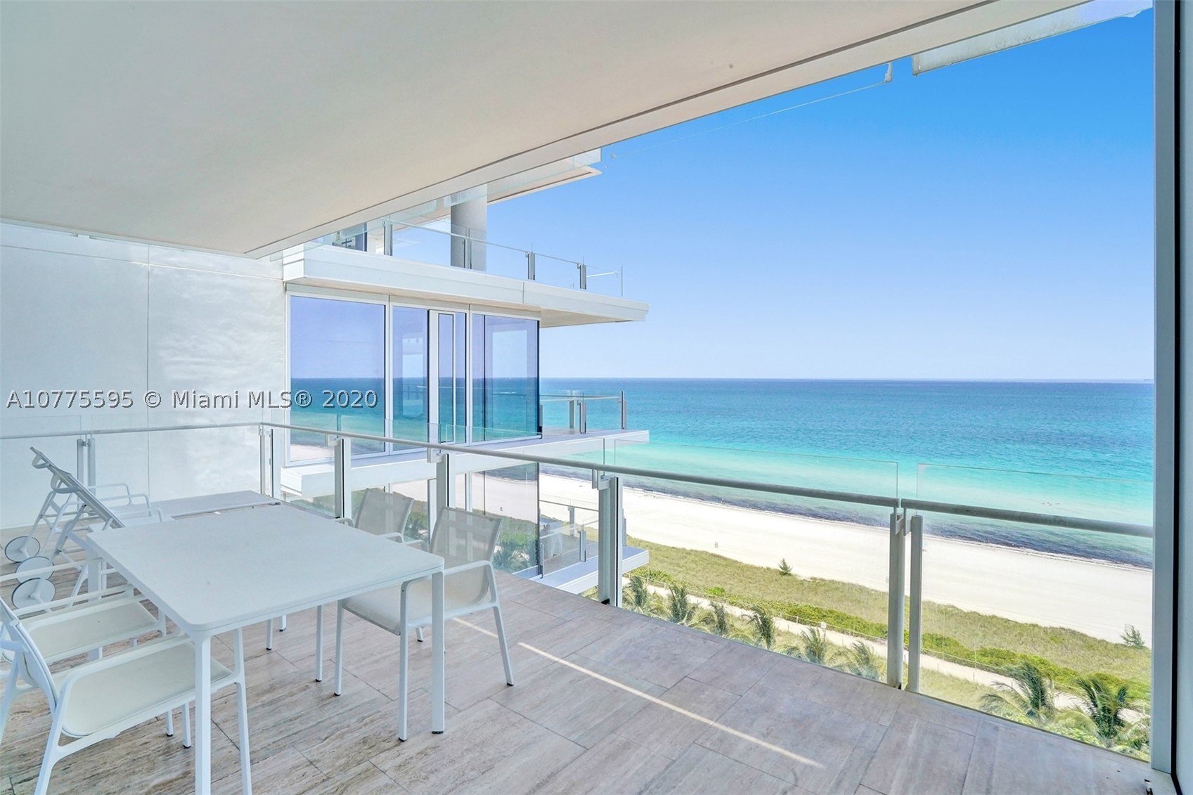 SURF CLUB CONDO - Residential