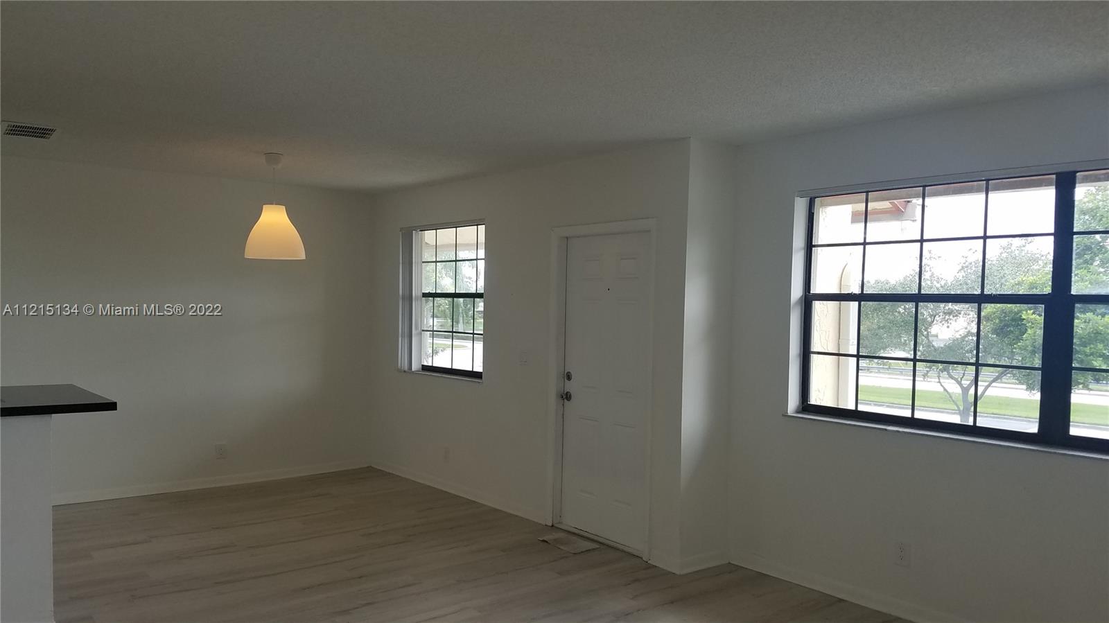 COUNTRY PARK CONDO - Residential Lease