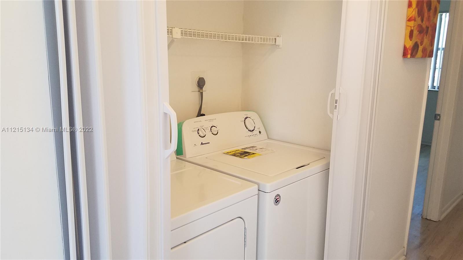 COUNTRY PARK CONDO - Residential Lease