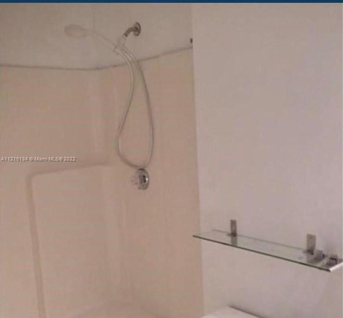 COUNTRY PARK CONDO - Residential Lease