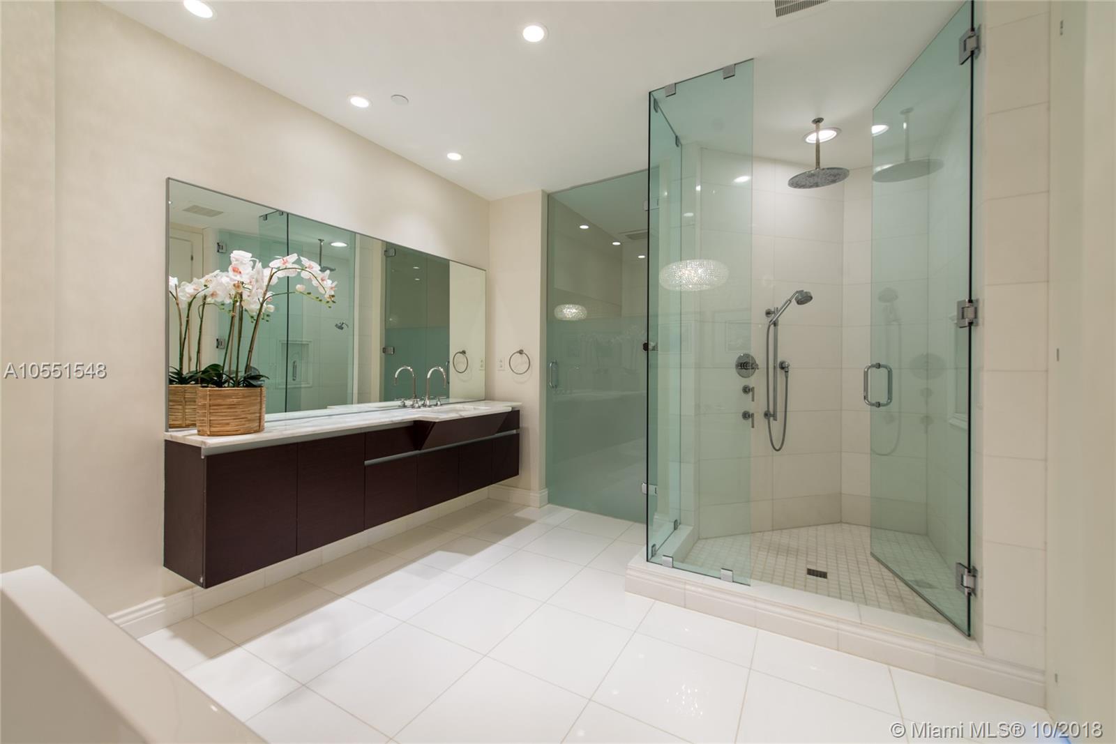 GROVENOR HOUSE CONDO - Residential