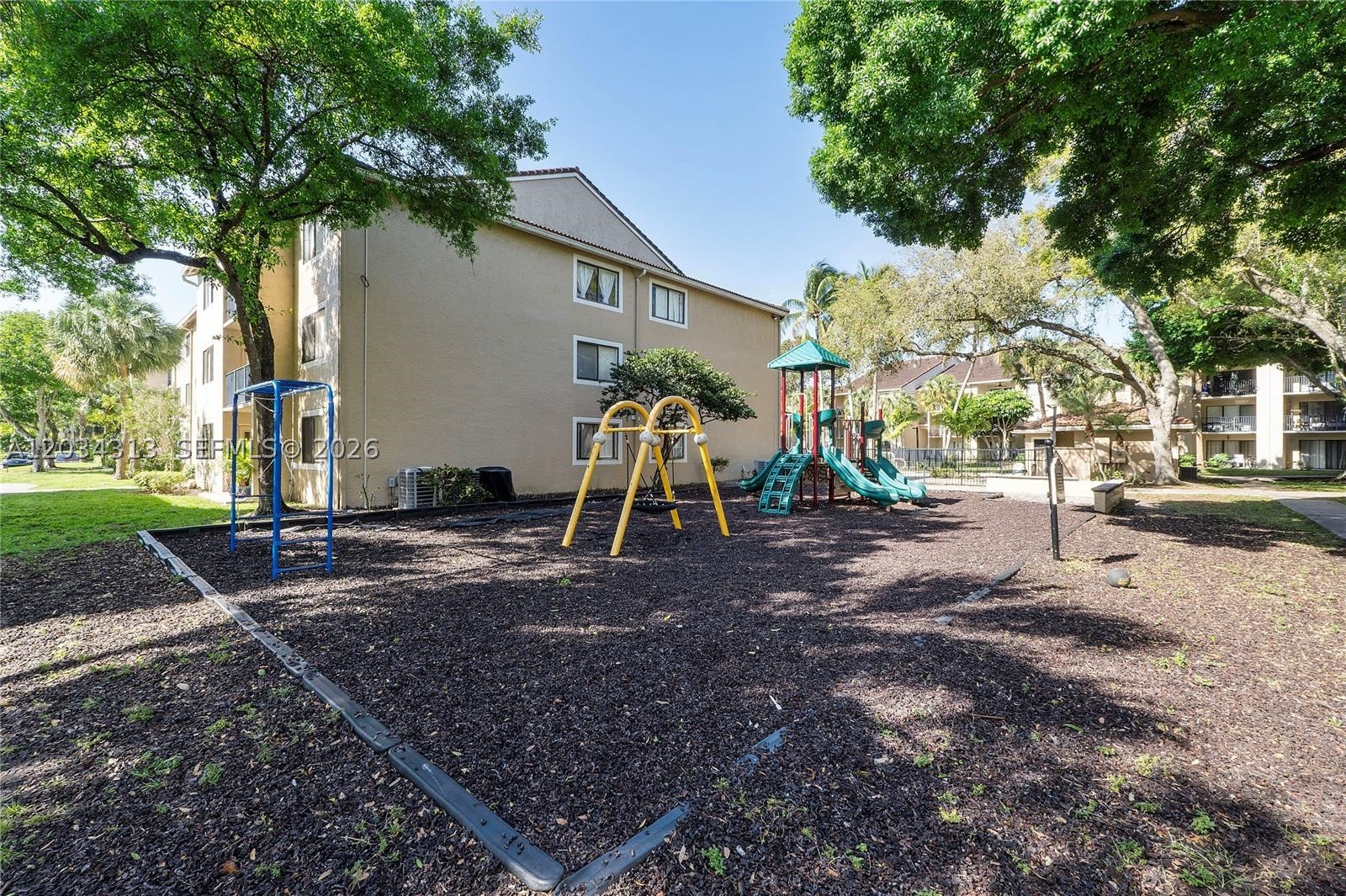 VISCONTI CONDO - Residential Lease