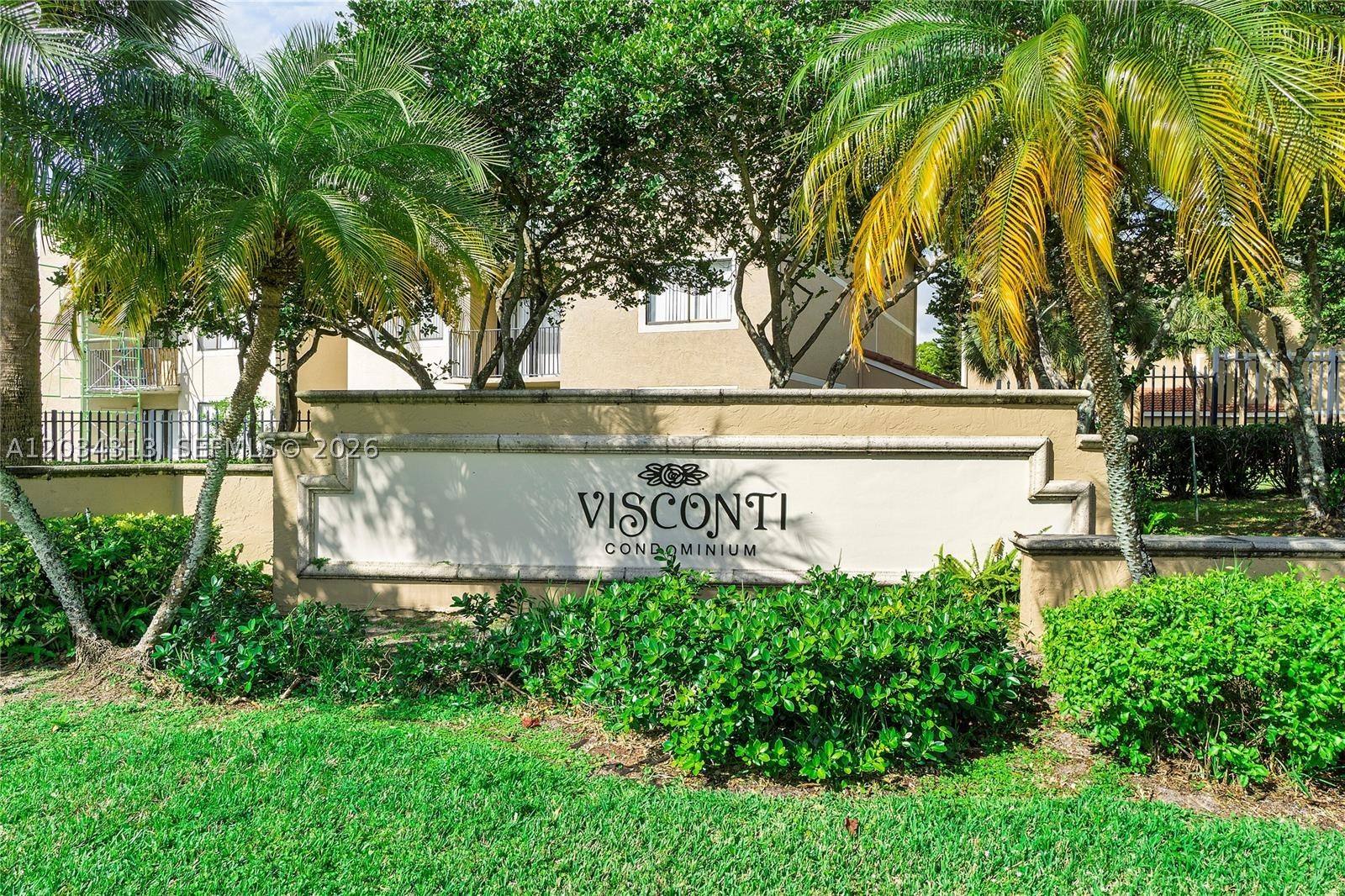 VISCONTI CONDO - Residential Lease