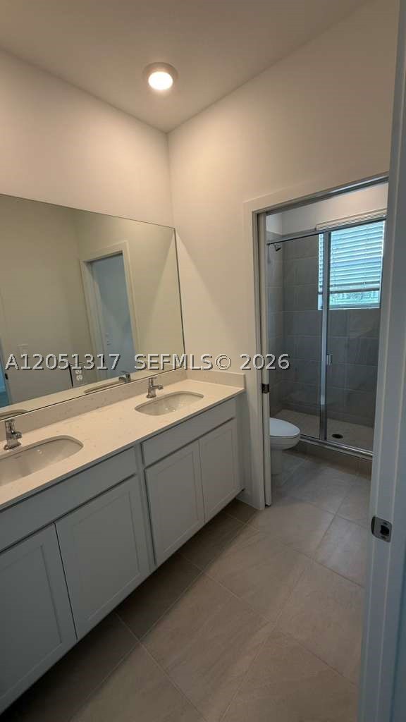 LAKESIDE LANDING - Residential Lease