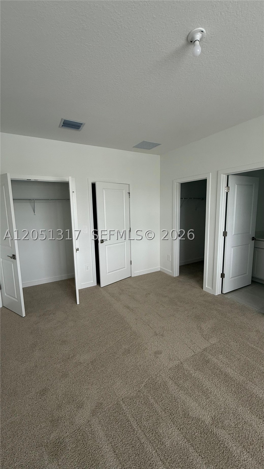LAKESIDE LANDING - Residential Lease