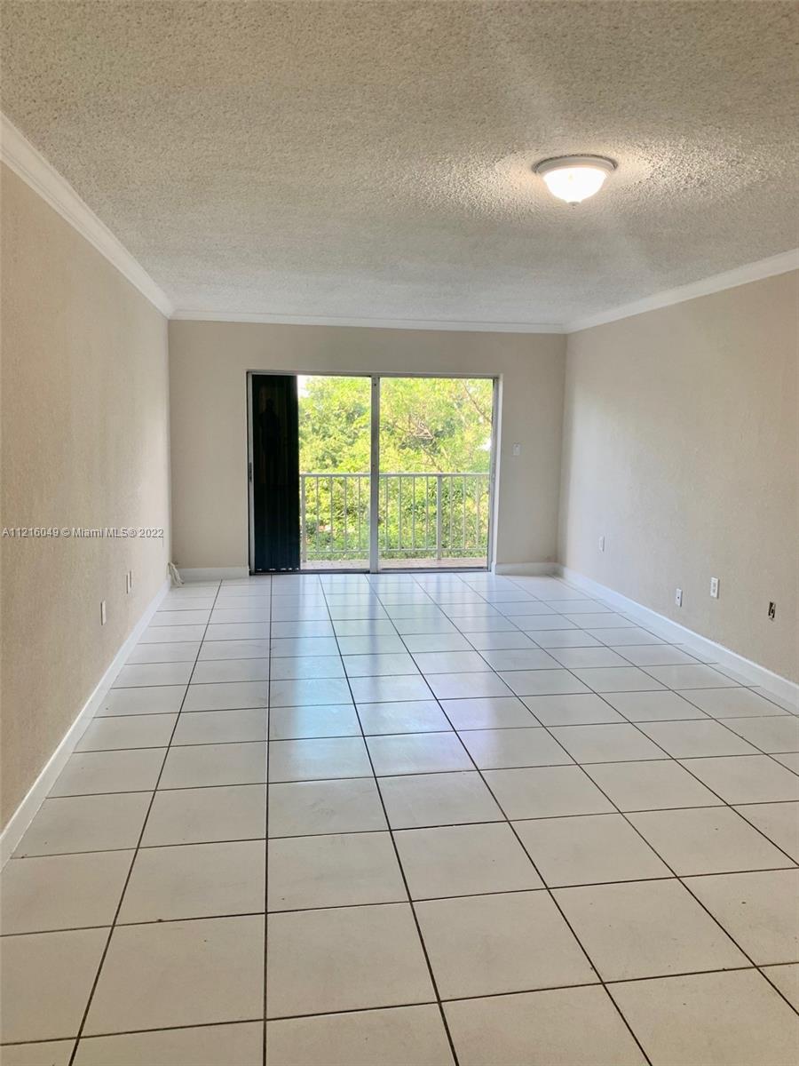 ROYAL CONDO - Residential Lease