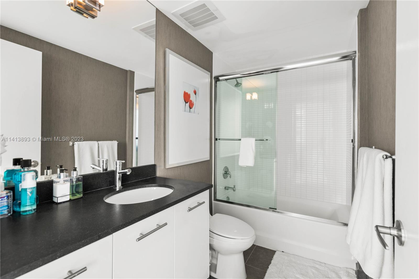 CIELO ON THE BAY CONDO - Residential