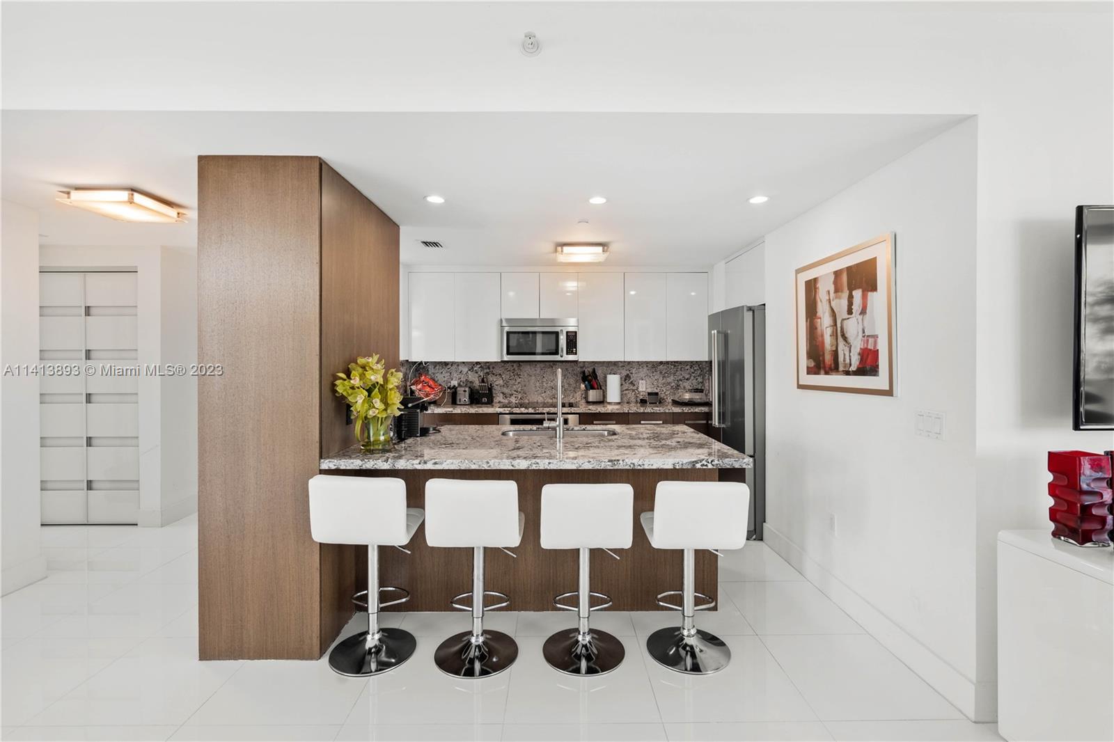 CIELO ON THE BAY CONDO - Residential