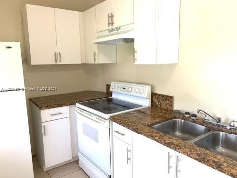 FRIEDLAND MANOR - Residential Lease