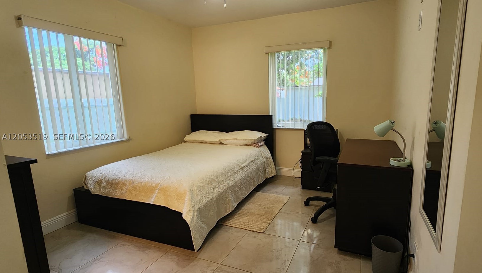 UNIVERSITY PARK - Residential Lease