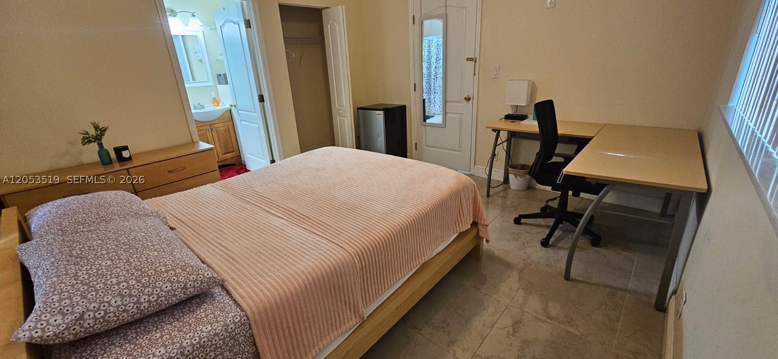 UNIVERSITY PARK - Residential Lease