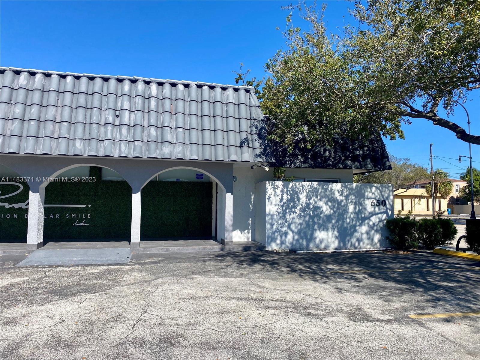 Office space on US1 available for lease! Located in the Hollywood Central district, the space features unbeatable commercial visibility road frontage on Federal Hwy! The building is split between two tenants, East side of bldg is offered for lease. Appx. 2,075 sf, composed of 3 private offices, reception area, 1 conference room, open floorplan, storage room, and 2 bathrooms. 5 parking spaces (3 in front, 2 in rear) are included with the Lease. New roof as of 1/23. Tenant responsible for the interior, sales tax, liability insurance, water, trash, electric - all metered separately, with landscaping split alongside the second tenant. Landlord prefers tenant with low-traffic business. Offering 3-5 year lease. Zoned FH-2. Unit is vacant and ready to occupy!